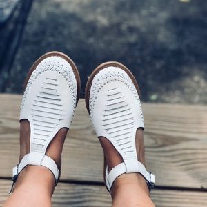 Vintage Mary Jane White Flats